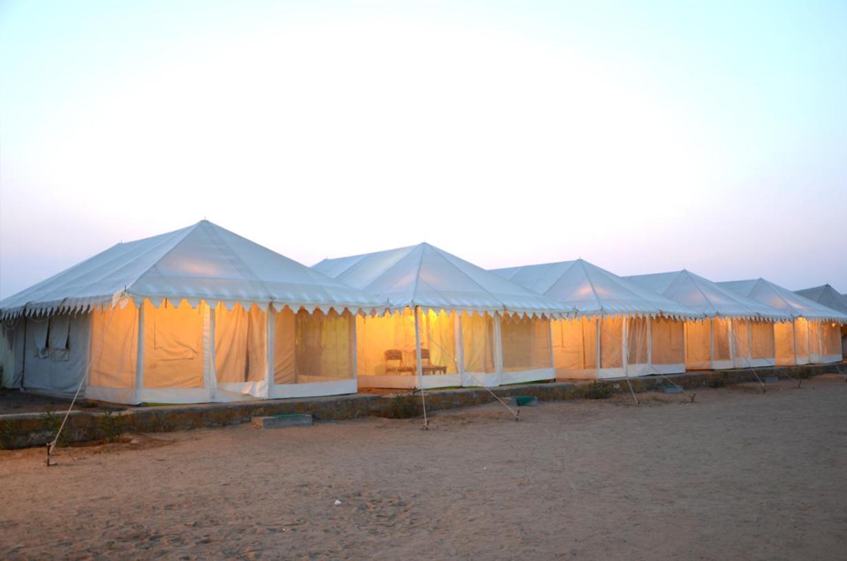 Kai Kabila Desert Camp Sām Екстериор снимка